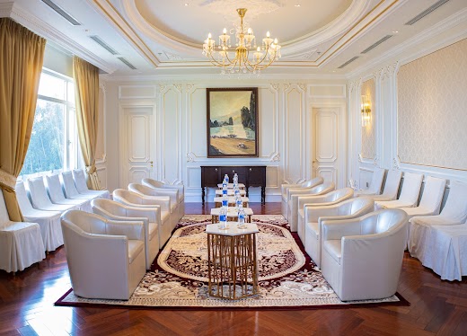 Royal Ha Long – ROYAL/BAY LOUNGE