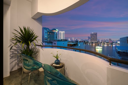 Satya Danang Hotel – . Premier Double Balcony Partial River View