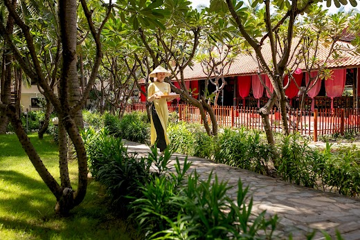 Sea Lion Beach Resort Mũi Né – . Garden