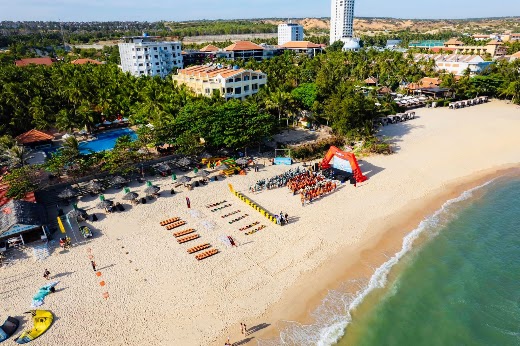 Sea Lion Beach Resort Mũi Né – Team building