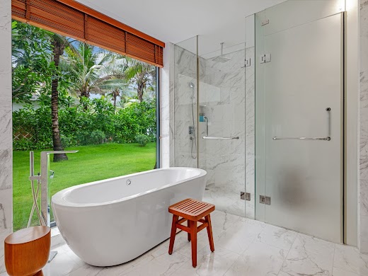 Selectum Noa Cam Ranh – . NOA PRESIDENT