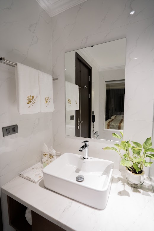 Song Lam Waterfront Hotel – Tổng quan