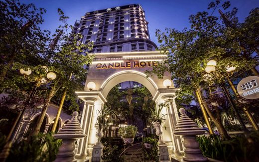 Super Candle Hotel – Tổng quan
