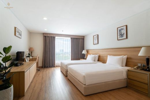 Super Candle Hotel – Tổng quan