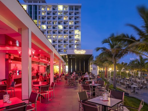 Swandor Hotels & Resort-Cam Ranh – Quầy bar hồ bơi