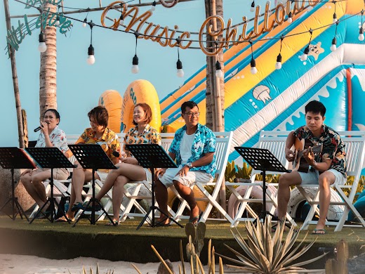 The Cliff Resort Mũi Né – Sunset Music