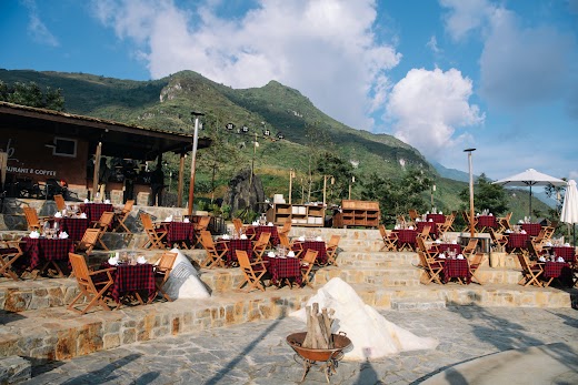 Ville De Mont Resort Sapa – . Tus De Liab Dinner show