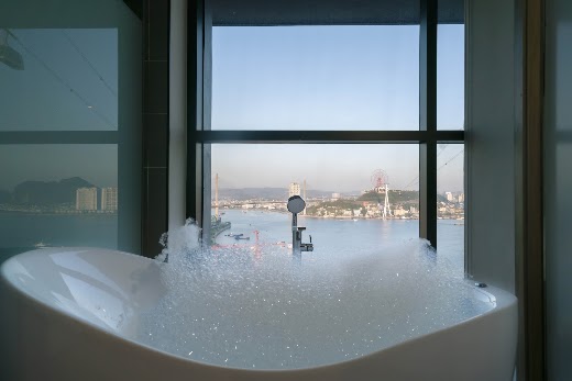 Wyndham Garden Legend Halong – Phòng Suite